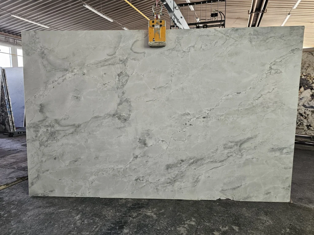 Super White / Fantasy White