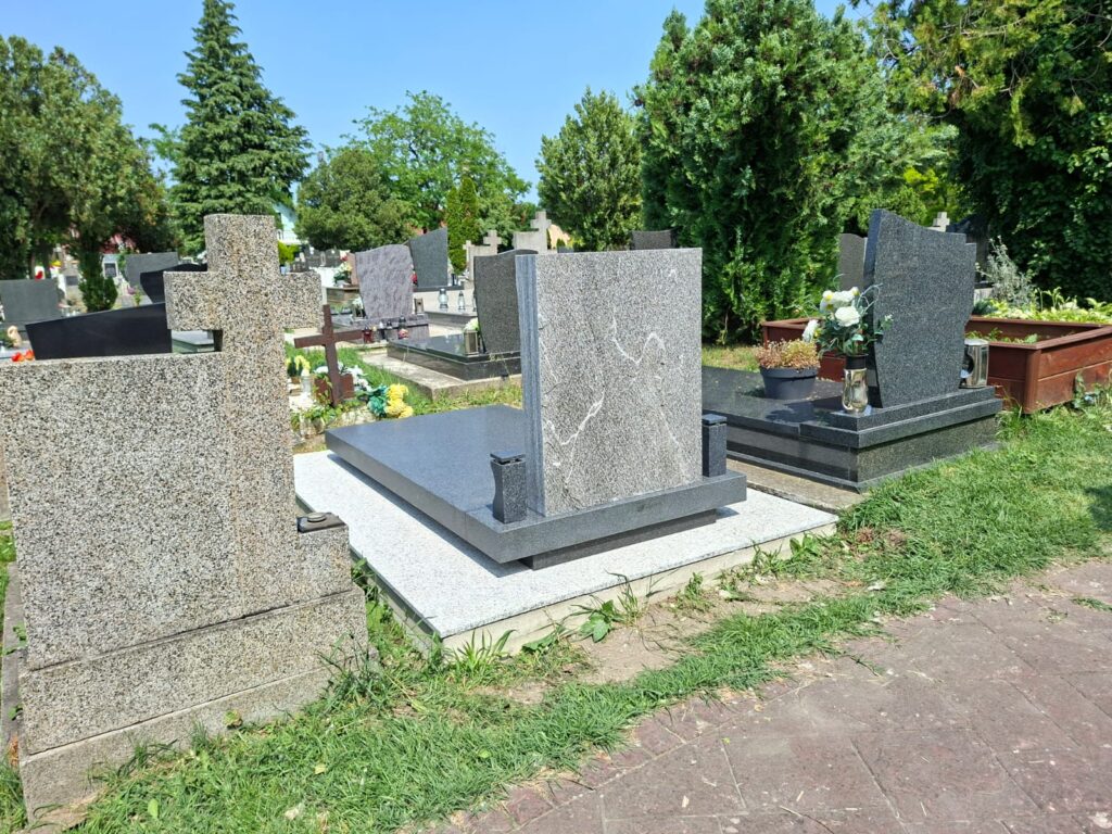 Jednohrob 18